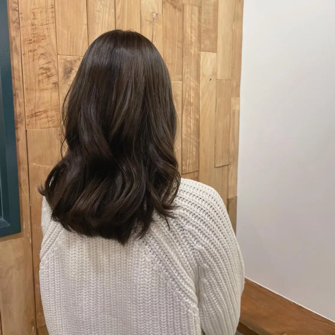 セミロング 顔まわりcut🌿 Hinakoのヘアスタイル