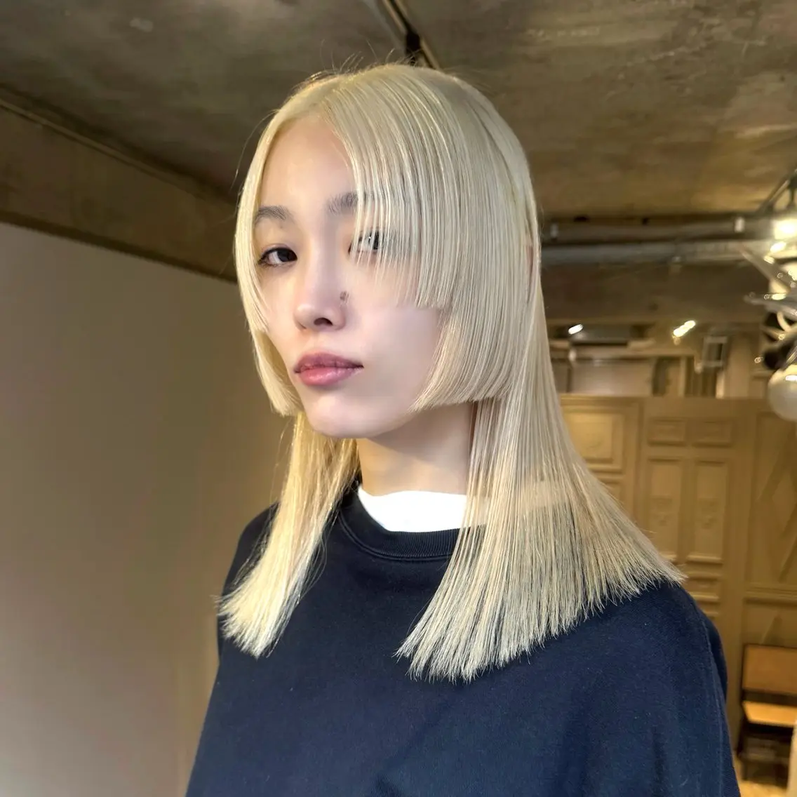 cut + Wcare bleach color +treatmentの写真