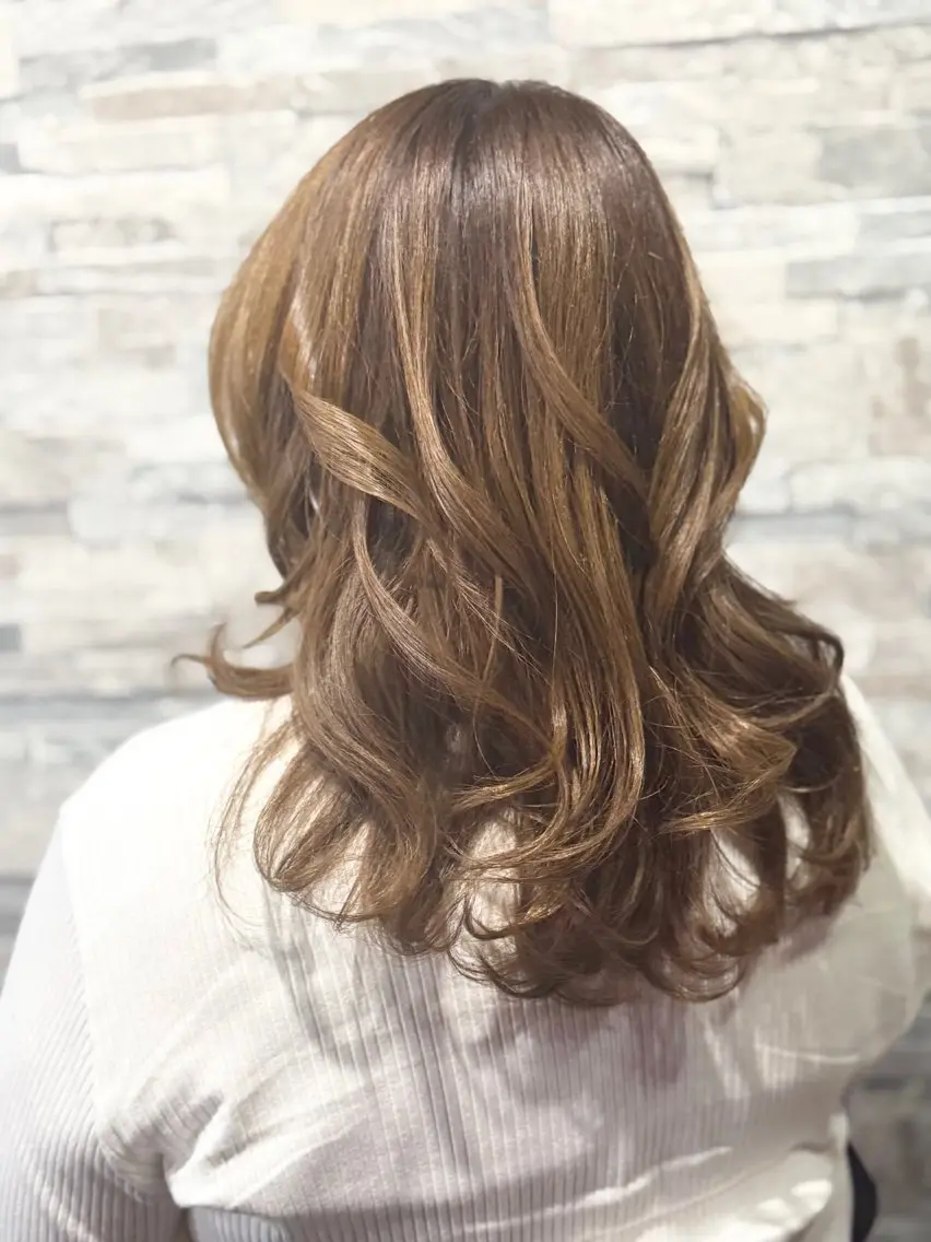 セミロング 髪質改善 カット ヘアカラー トリートメント 大通り1番出口1分 髪質改善ヴィソップのヘアスタイル