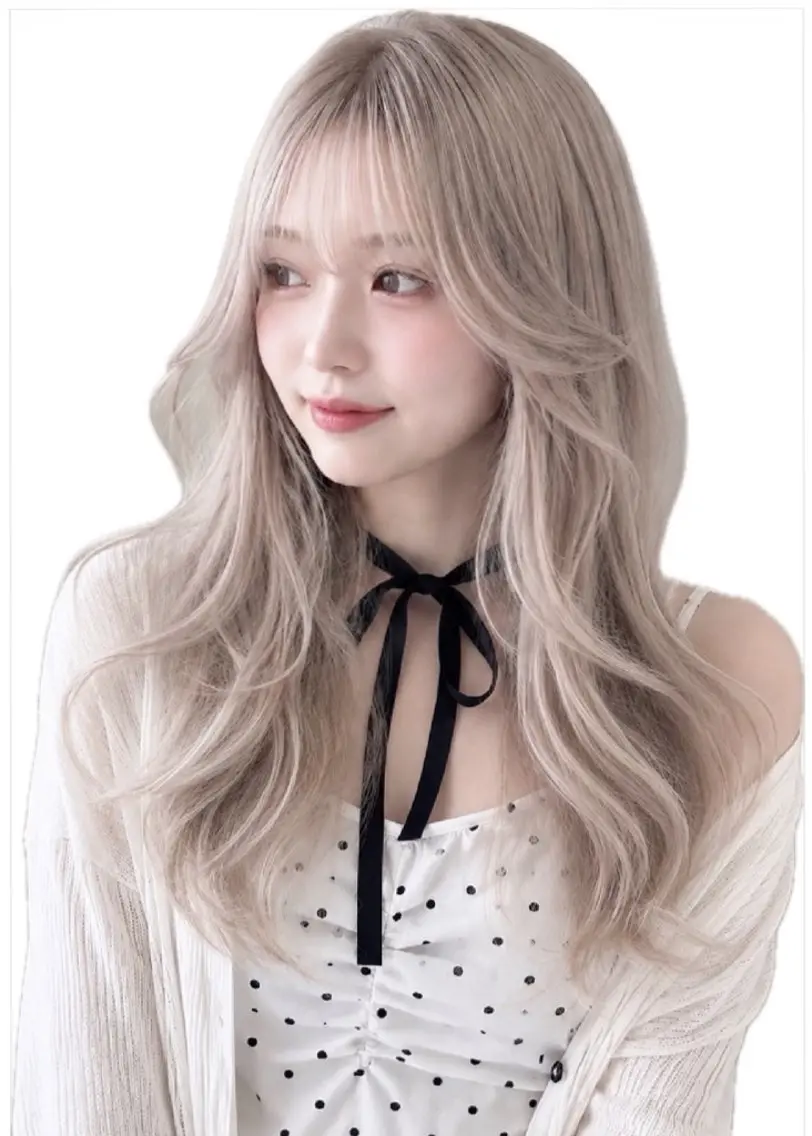 カラー ロング 新木 バレリアのヘアスタイル