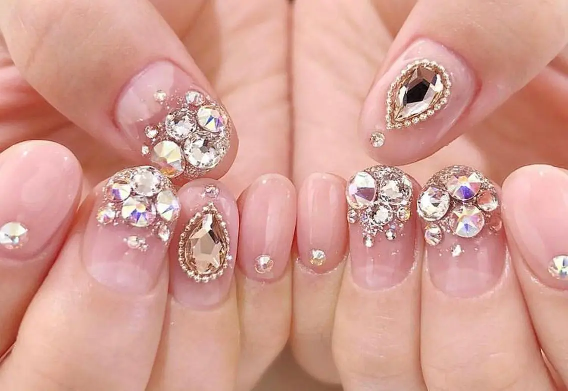 🌟✨🌈💎有料パーツつけ放題~(ソフトジェルオフ込み)🌟✨💎スワロフスキーストーン、大きいビジューストーンも👌の写真