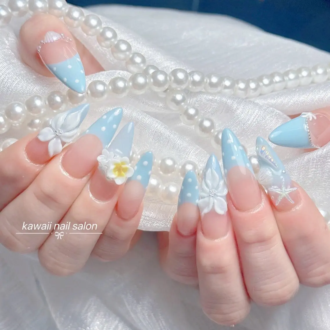 ネイル チークネイル ドット フットネイル フレンチネイル グラデーション Kawaii _Nailのネイルデザイン