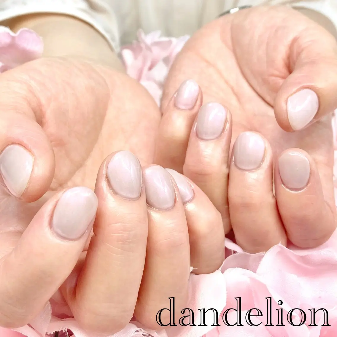 ネイル ハンドネイル ハンドケア dandelion ダンデライオンのネイルデザイン