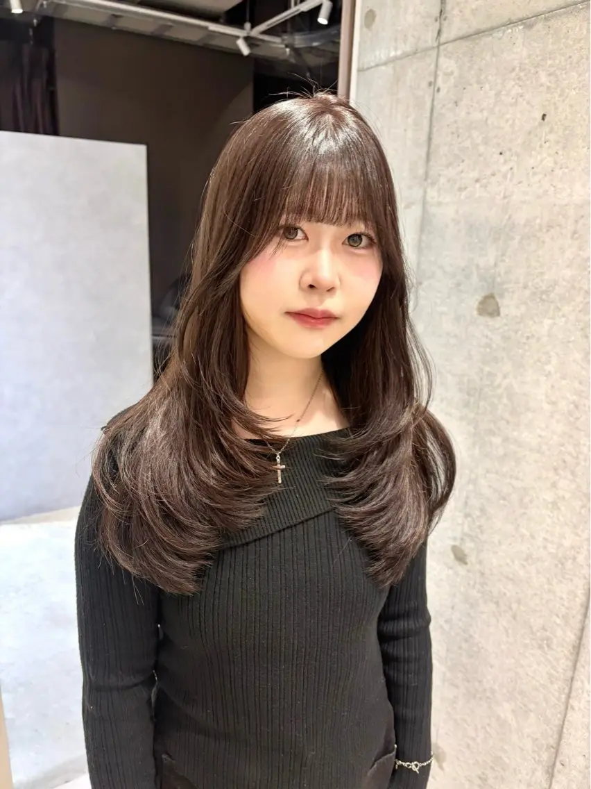 ロング カラー ブラウンカラー ラベンダーカラー レイヤーカット ヘアカラー トリートメント ヘッドスパ ヘアセット 透明感カラー・レイヤ ー🎀amika🎀のヘアスタイル