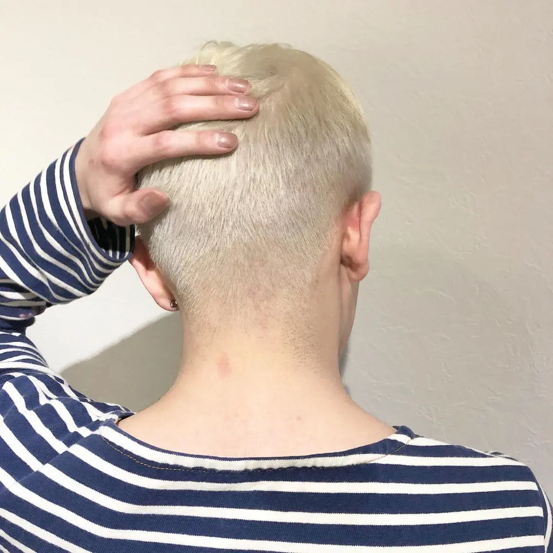 ショート カラー ブリーチ ヘアカラー トリートメント 透明感カラー/ボブ あんまみゆのヘアスタイル