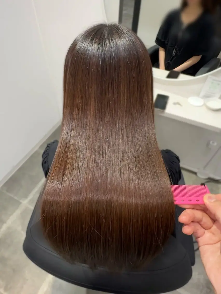 ロング カット 縮毛矯正 トリートメント YUZU🎀顔まわり ×レイヤーカットのヘアスタイル