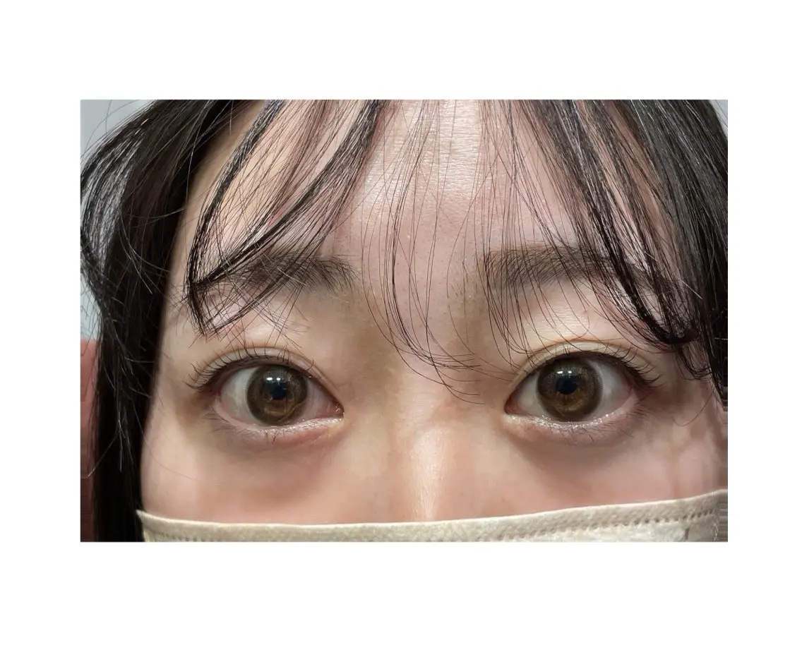 マツエク・マツパ 井上 真里奈のヘアスタイル