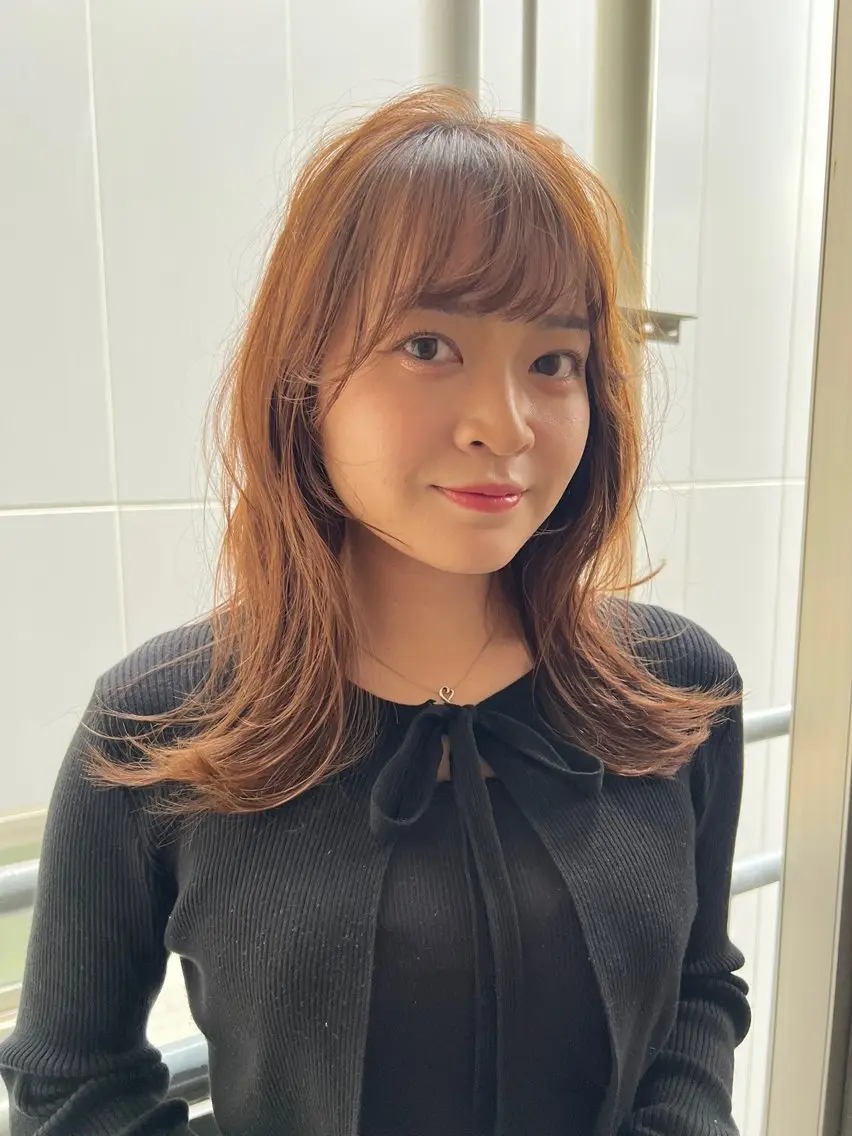 ミディアム カラー 岡本 琉唯のヘアスタイル