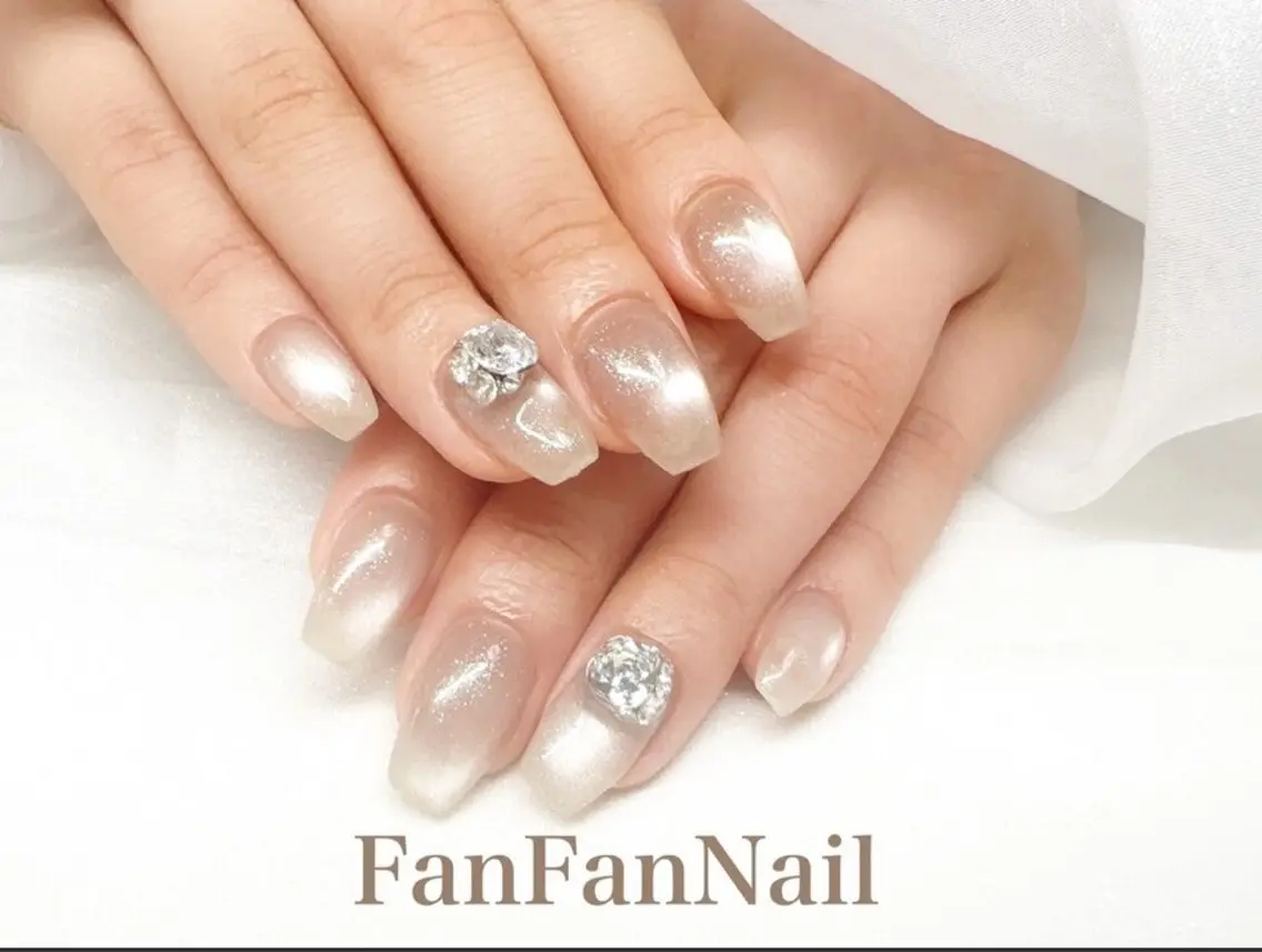 ネイル Mona FanfanNailのネイルデザイン