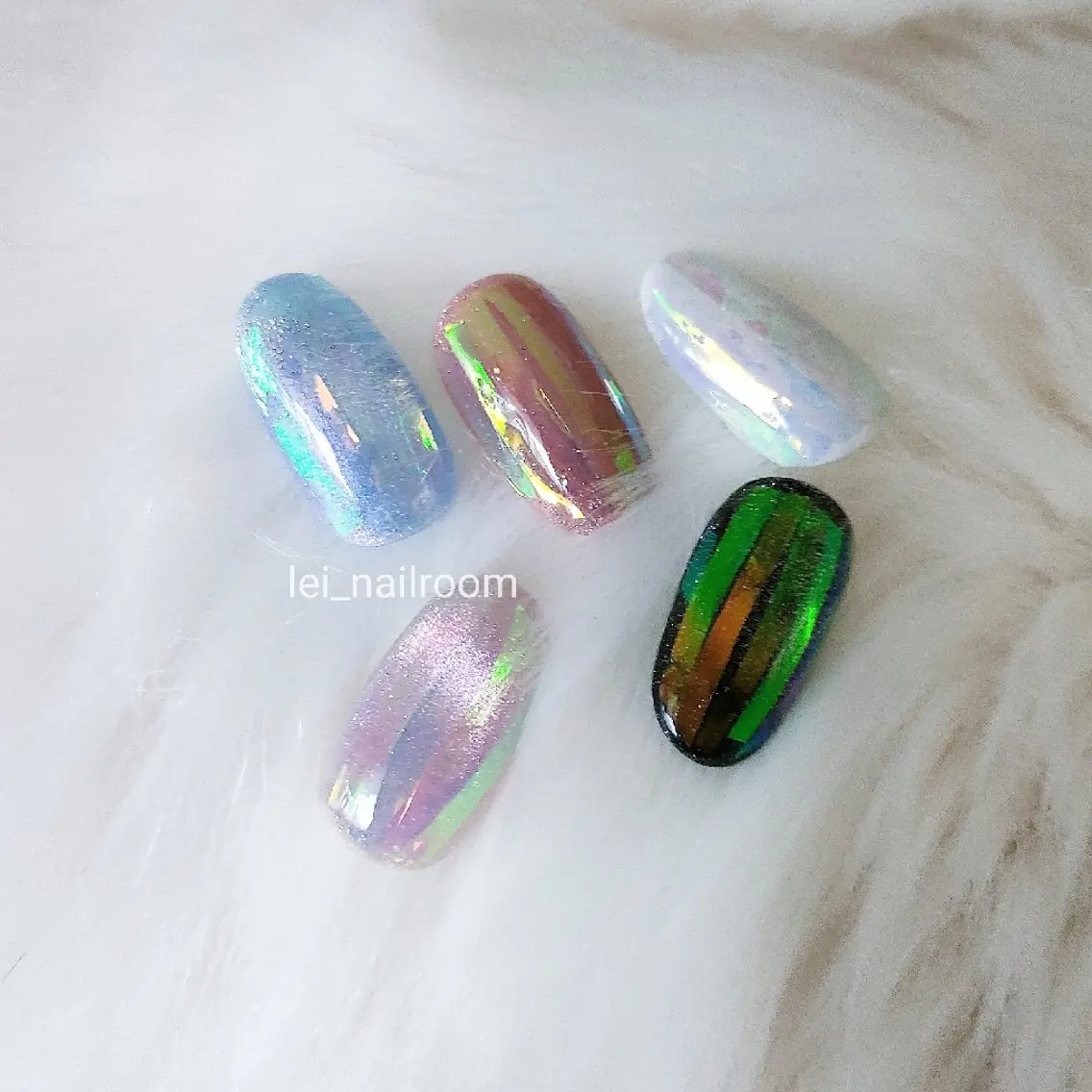 ネイル キラキラネイル lei🌼 nailroomのネイルデザイン