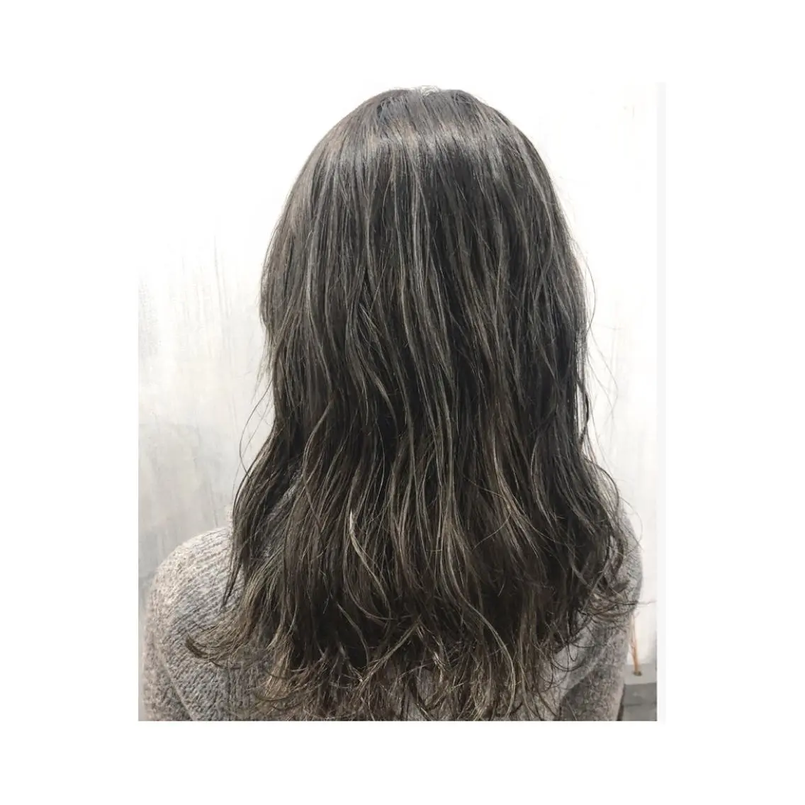 ロング カラー 透明感カラー ハイライトカラー 3Dハイライト 外国人風カラー ハイライト 🌼たけや みのり🌿のヘアスタイル