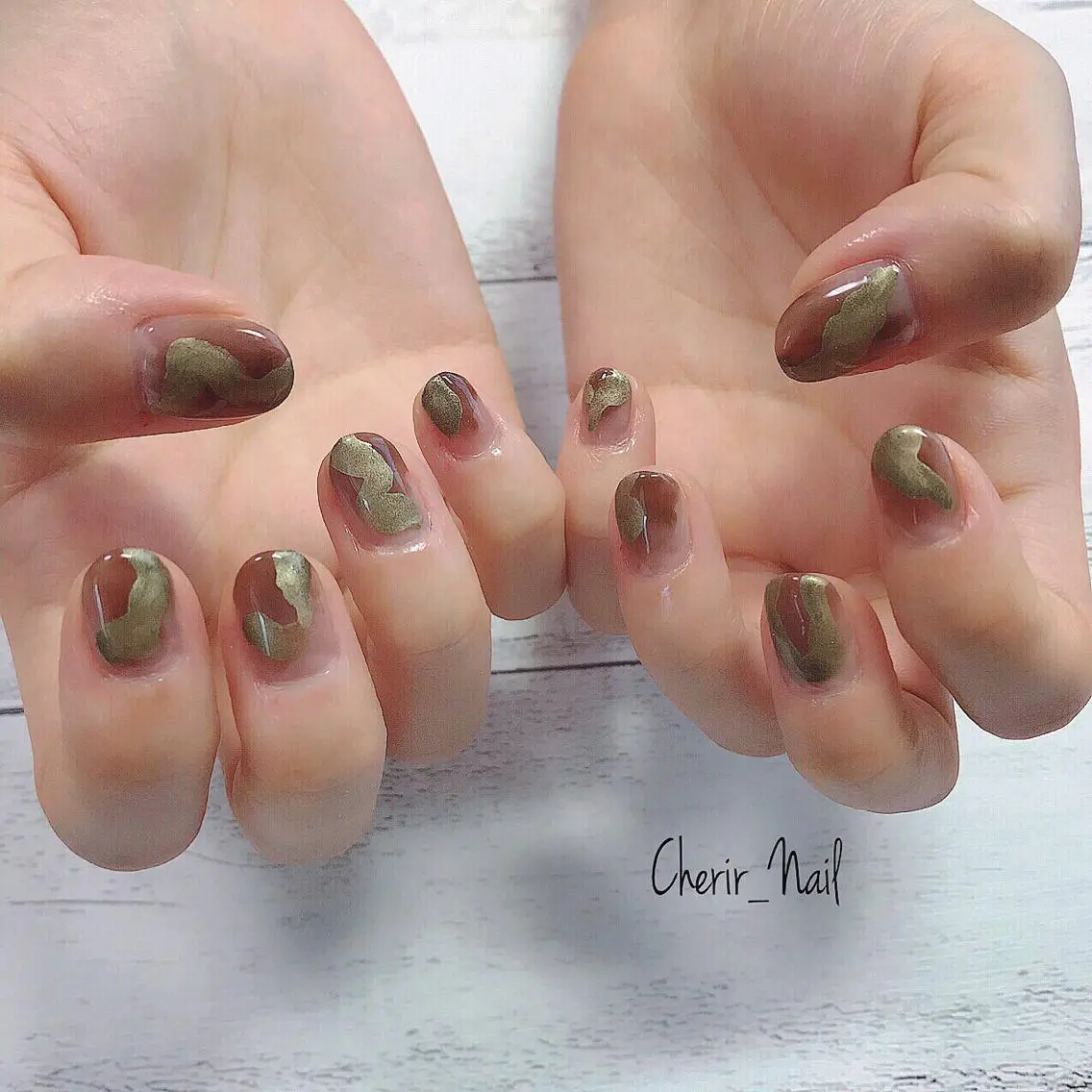 ネイル アートネイル ブラウン ゴールド 大理石ネイル(マーブル) ニュアンスネイル Cherirnail kaoriのネイルデザイン