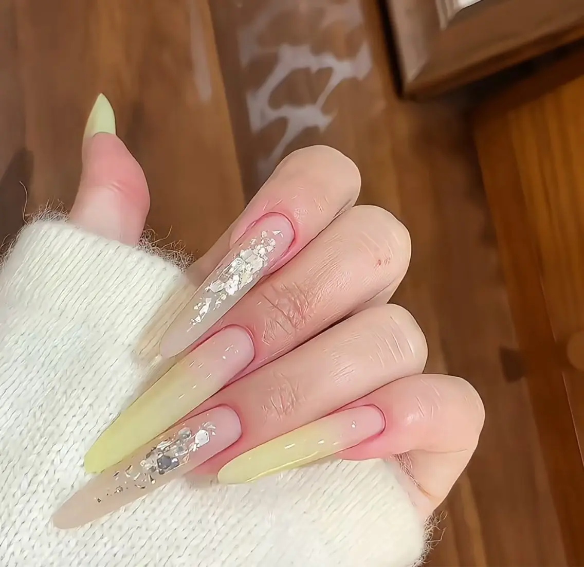 ネイル ハンドネイル Luvia harumiのネイルデザイン