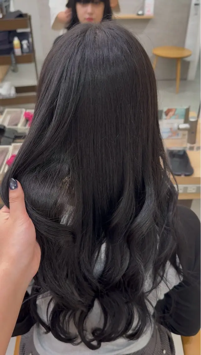 カラー ヘアカラー 【PD VISEO】 SENAのヘアスタイル