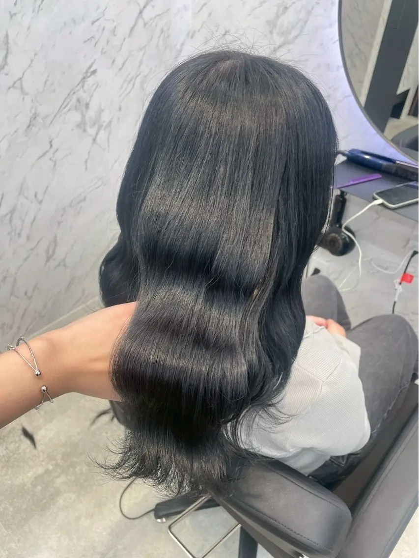 カラー ⋆✦ Leon カット¥1100‼️のヘアスタイル