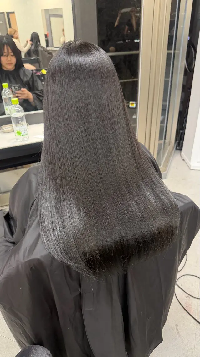 ロング カラー 黒髪 透明感カラー 韓国風ヘア ヘアカラー GiseL ゆうな 5階 ブリーチのヘアスタイル