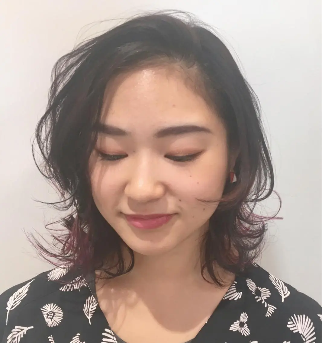 ミディアム カラー パーマ ヘアアレンジ ミディアムパーマ ブリーチ デザインカット トリートメント 似合わせ提案 セミナー講師美容師のヘアスタイル