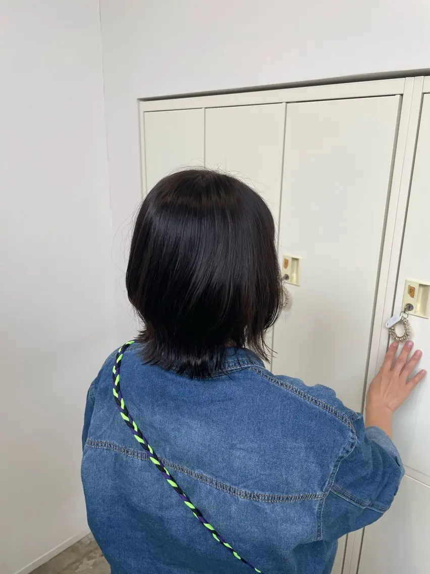 ミディアム ボブレイヤー ボブ レイヤーカット カット 吉川 莉央のヘアスタイル