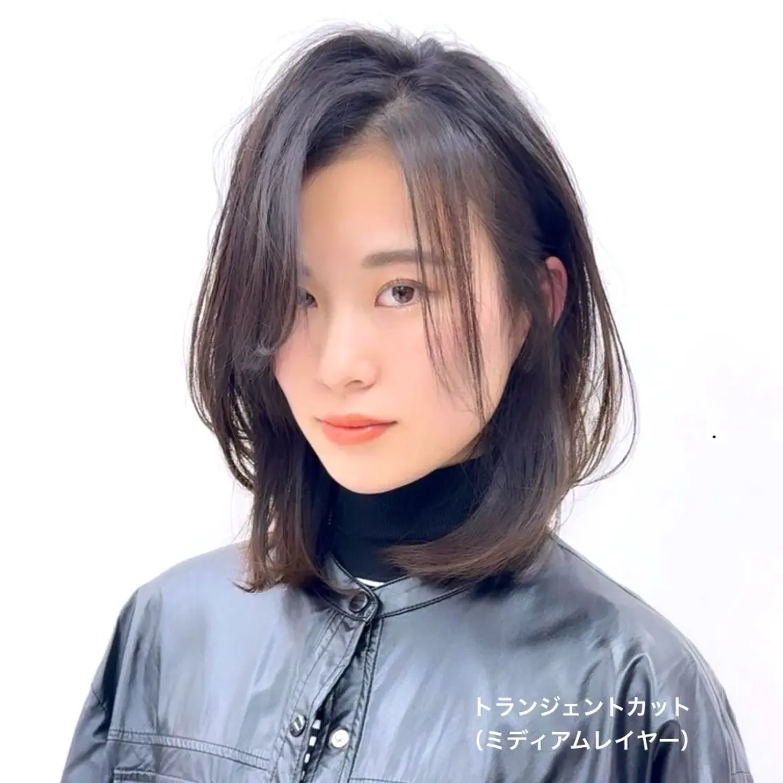 ミディアム ミディアムレイヤー くびれヘア レイヤーカット 海外ヘア / Juanのヘアスタイル