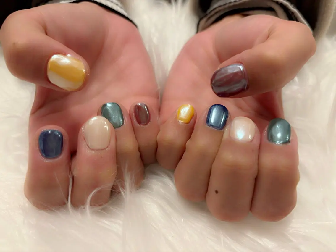ネイル ミラーネイル komohana salon🌺のネイルデザイン