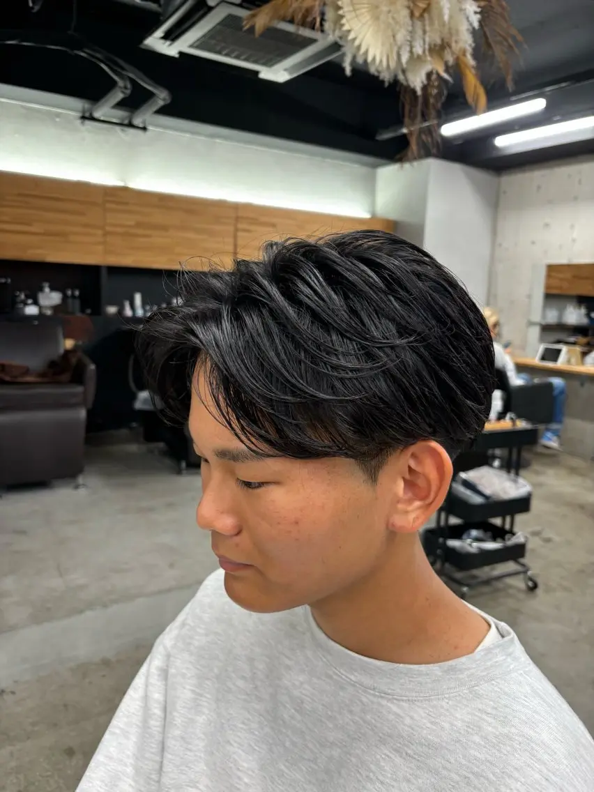 ミディアム パーマ メンズ mono / Manatoのヘアスタイル