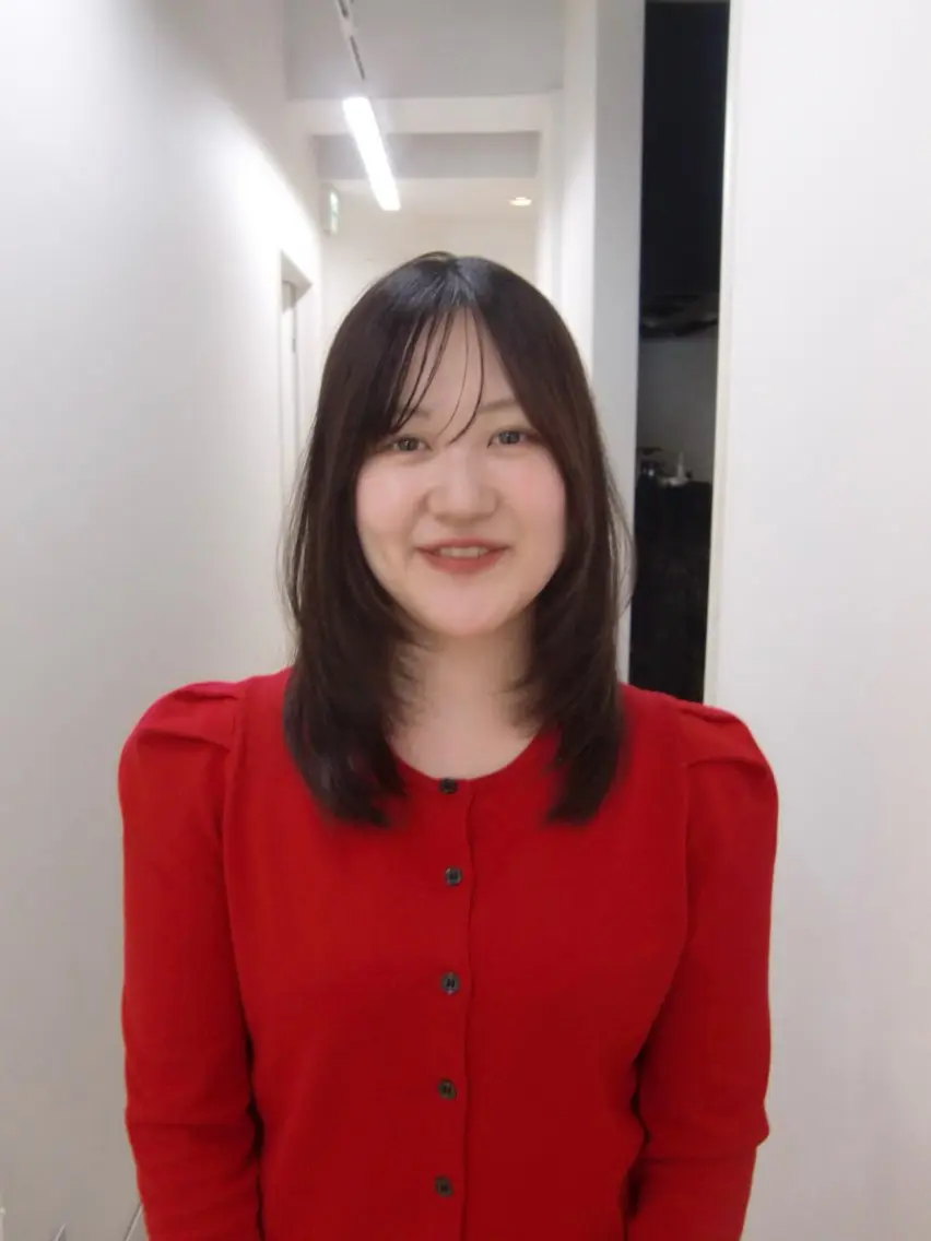 ミディアム レイヤーカット カット ヘアカラー トリートメント 髪質改善/韓国/ ヘアセット/夏美のヘアスタイル
