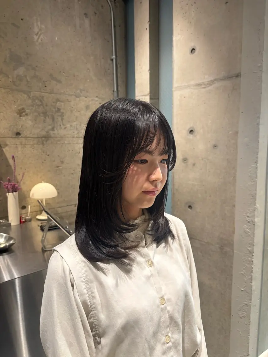 ミディアム カット 艶髪🫧 Suzunaのヘアスタイル