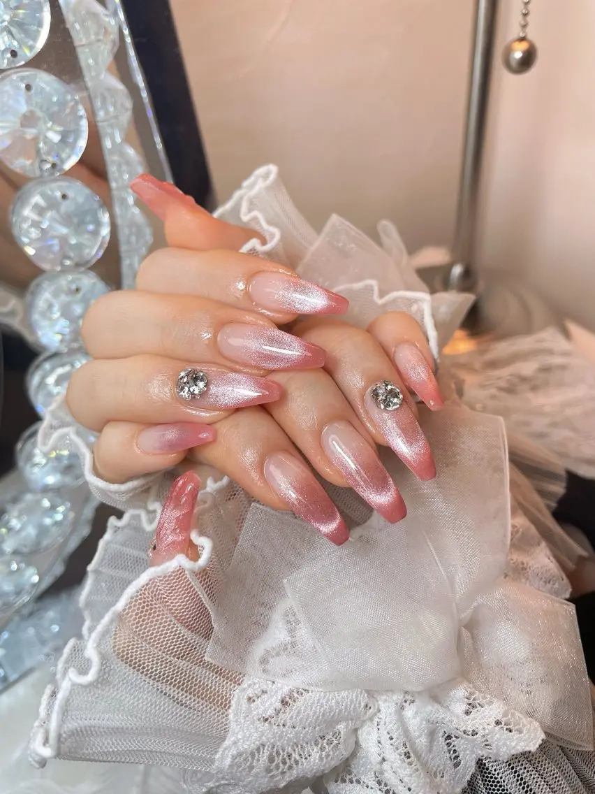 ネイル 24時まで❤︎韓国、 ワンホンネイルのネイルデザイン