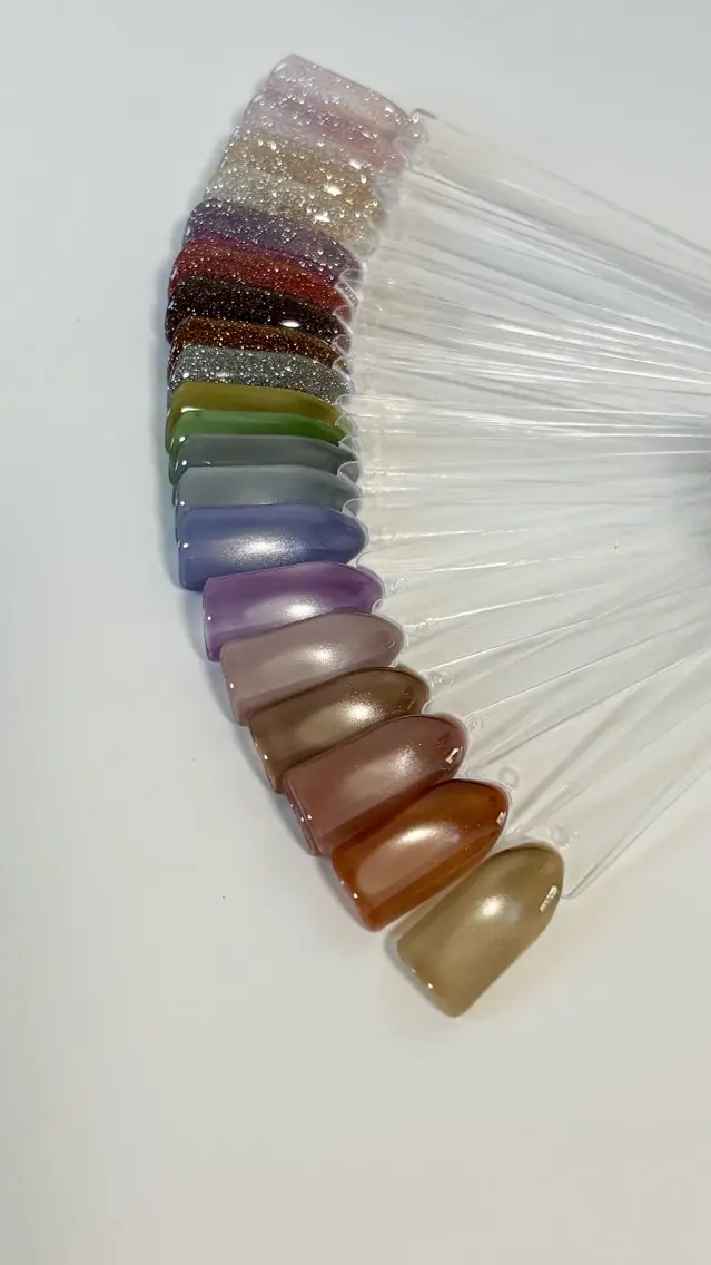 ネイル フラッシュネイル 氷ネイル・うるうるネイル マグネットネイル シンプルネイル Umi Nail /Akariのネイルデザイン