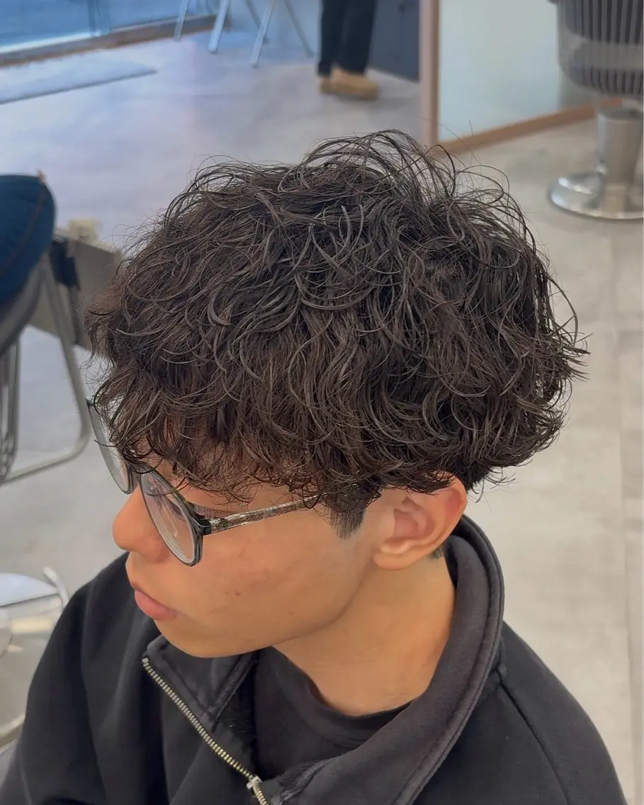 パーマ メンズ メンズパーマ 波巻きパーマ カット パーマ メンズパーマは私一択 佐藤有紀のヘアスタイル