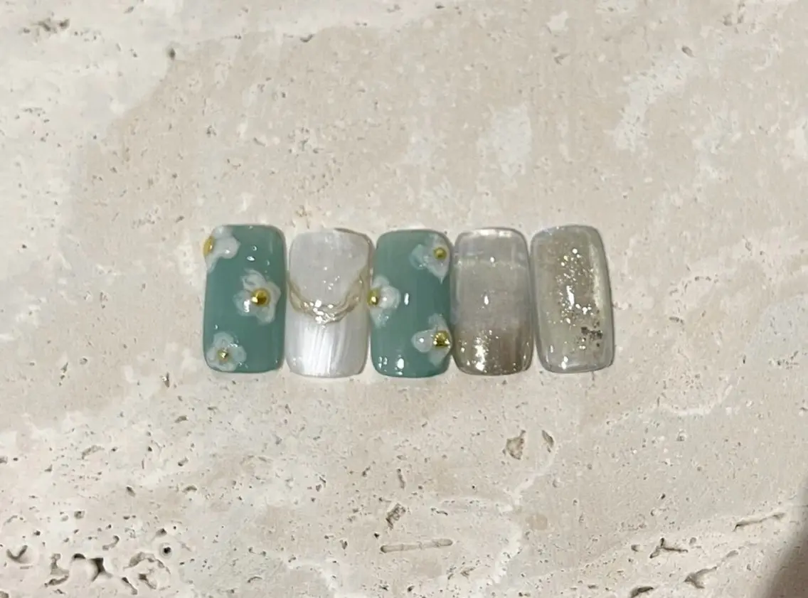 ネイル ハンドネイル Plus Ehiku /Ayakaのネイルデザイン