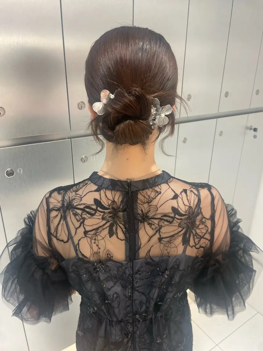 ヘアアレンジ 結婚式・ブライダル ヘアセット ヘアセット🎀耳つぼ 👂💎MONAMIのヘアスタイル