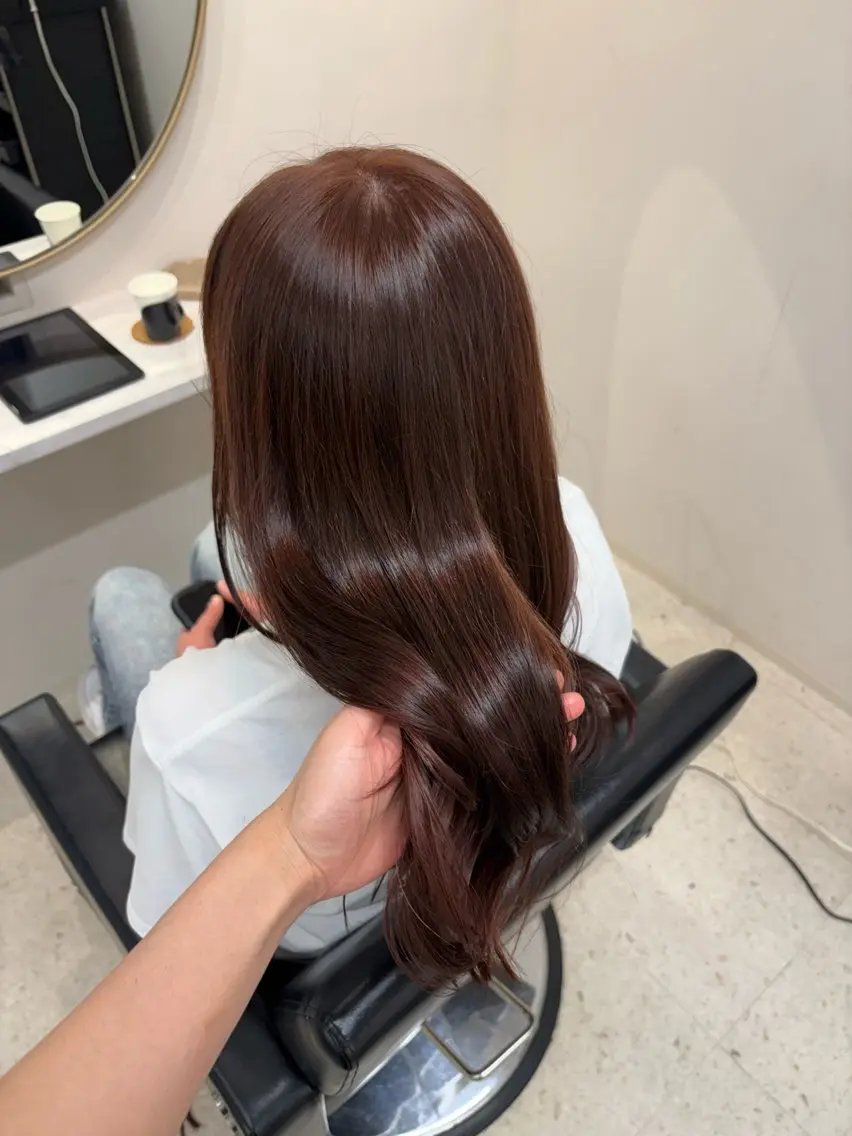 セミロング カット ヘアカラー トリートメント 𝜗𝜚cocoro 韓国𝜗𝜚のヘアスタイル
