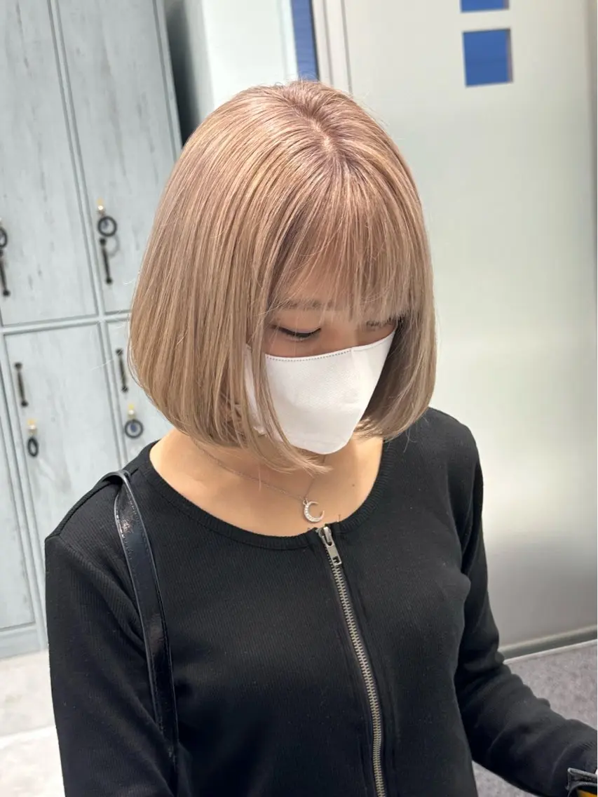 ミディアム カラー ベージュカラー ブリーチ 中川 茜里のヘアスタイル
