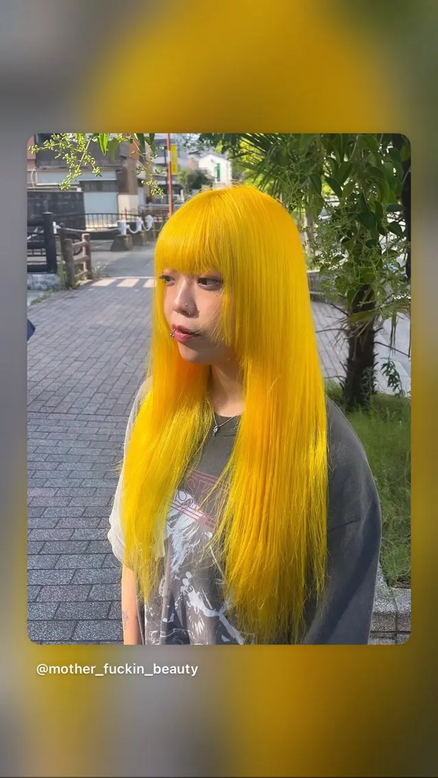 ロング イエローカラー ロング ヘアカラー TIDE HAIR ショーイチのヘアスタイル