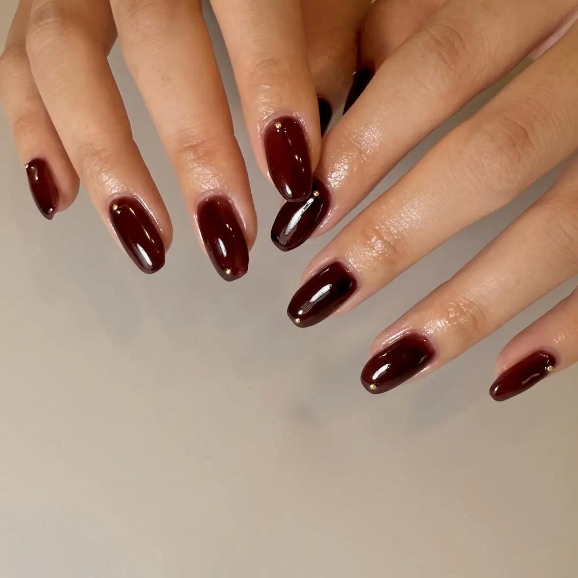 ネイル ワンカラーネイル Nail Room uimのネイルデザイン