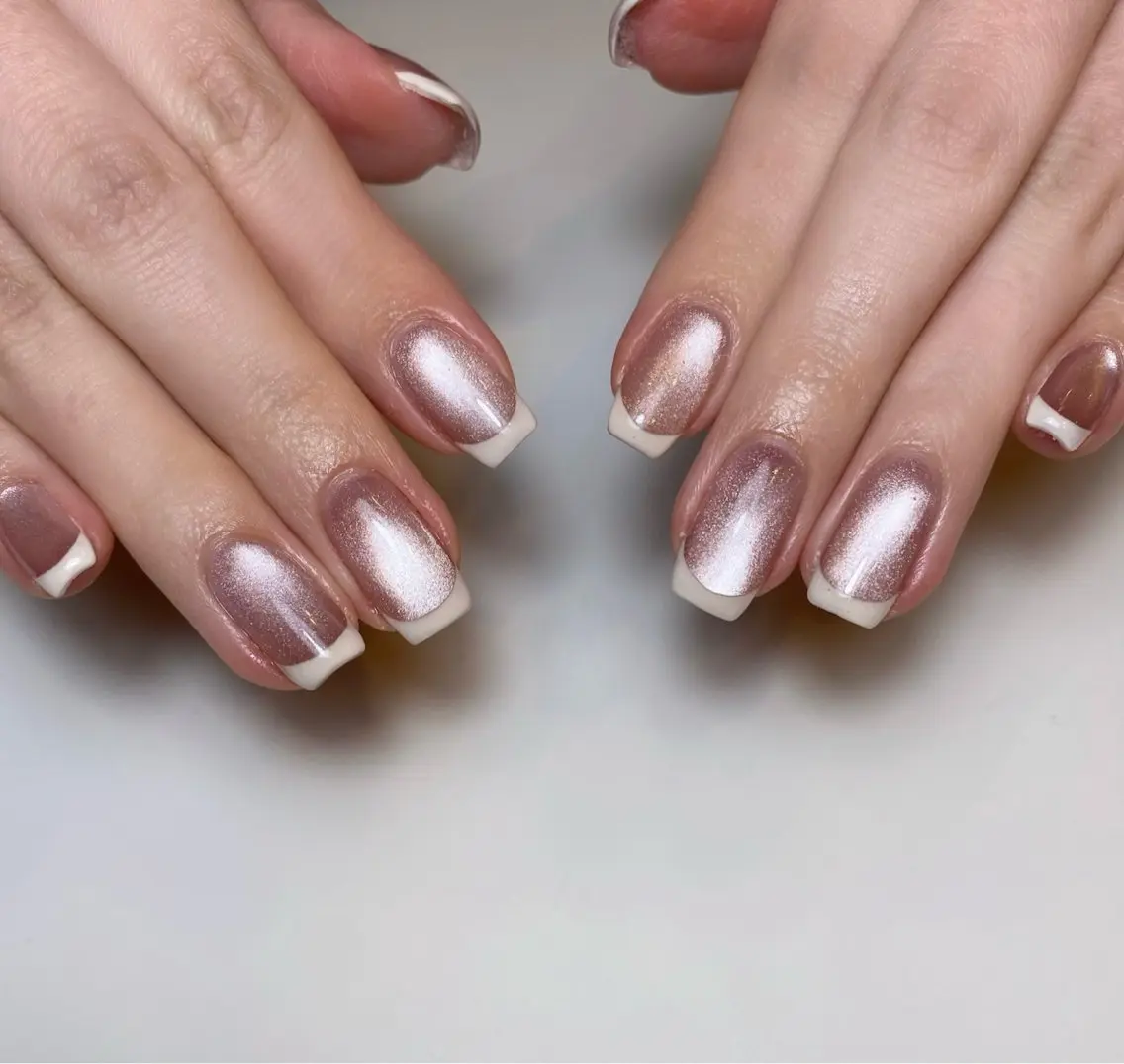 ネイル フレンチネイル マグネットネイル HANA /NOEM nailsalonのネイルデザイン