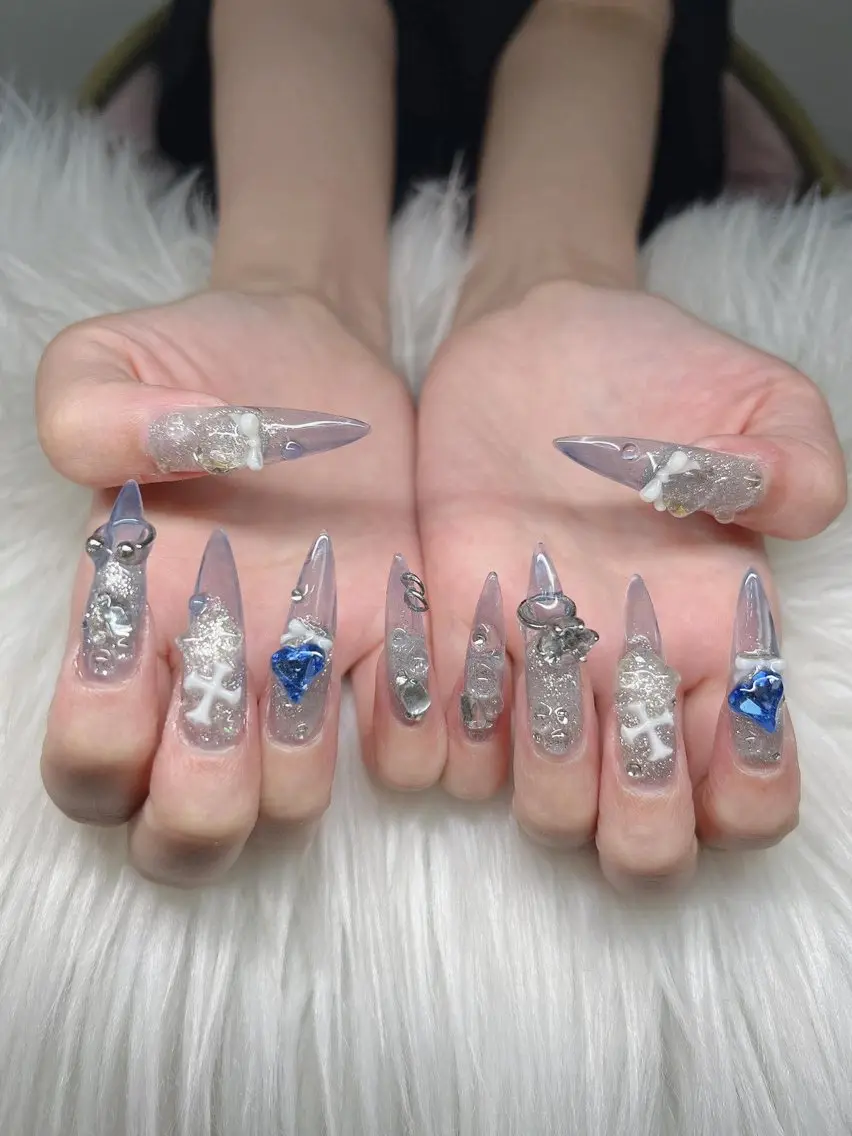 ネイル Lee Nailsのネイルデザイン