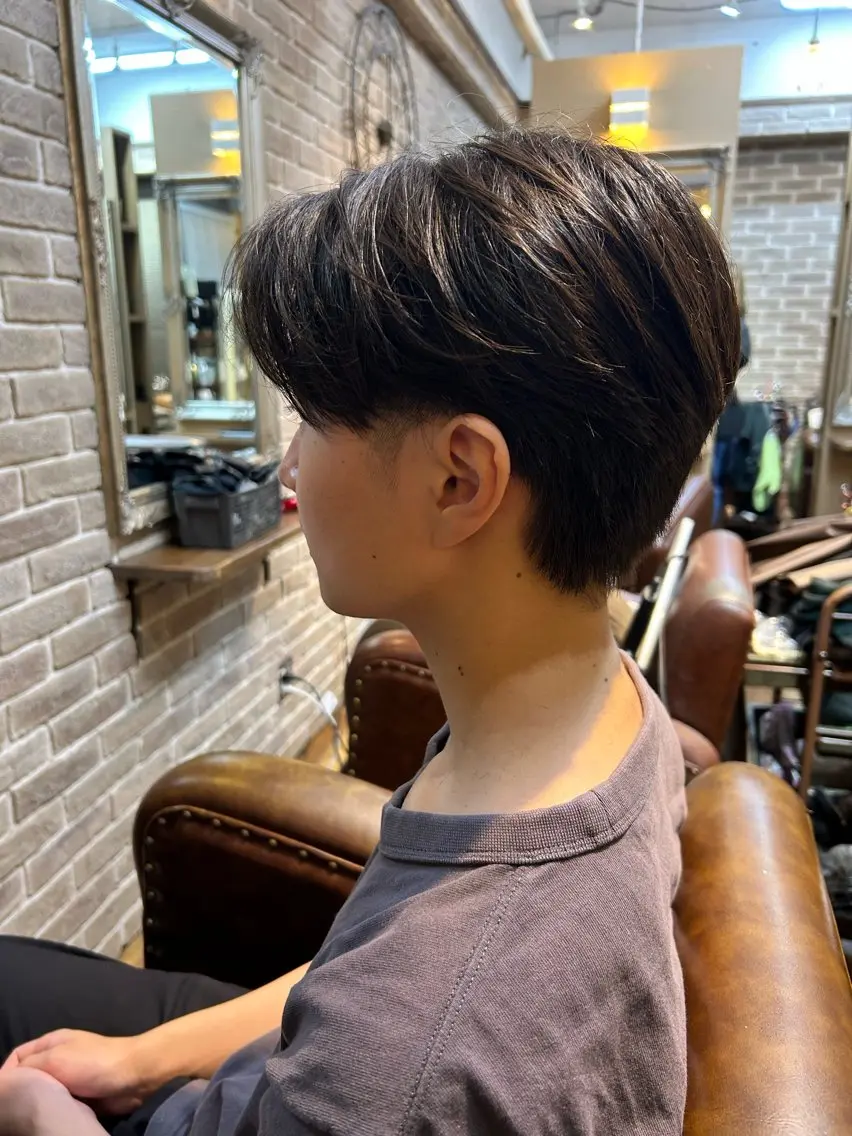 メンズ センターパート 刈り上げ Soulag鶴見 Sora💈のヘアスタイル