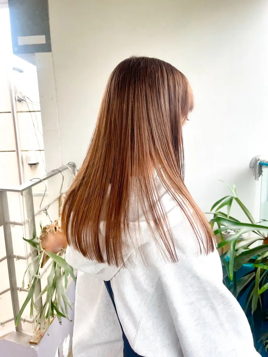 セミロング カラー カット 艶カラー🫧 猿渡 響のヘアスタイル