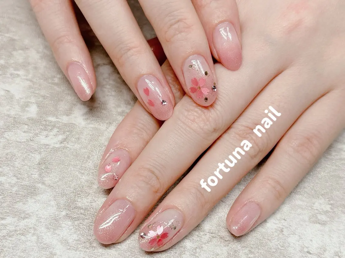 ネイル Nail •Head スパFortunaのネイルデザイン