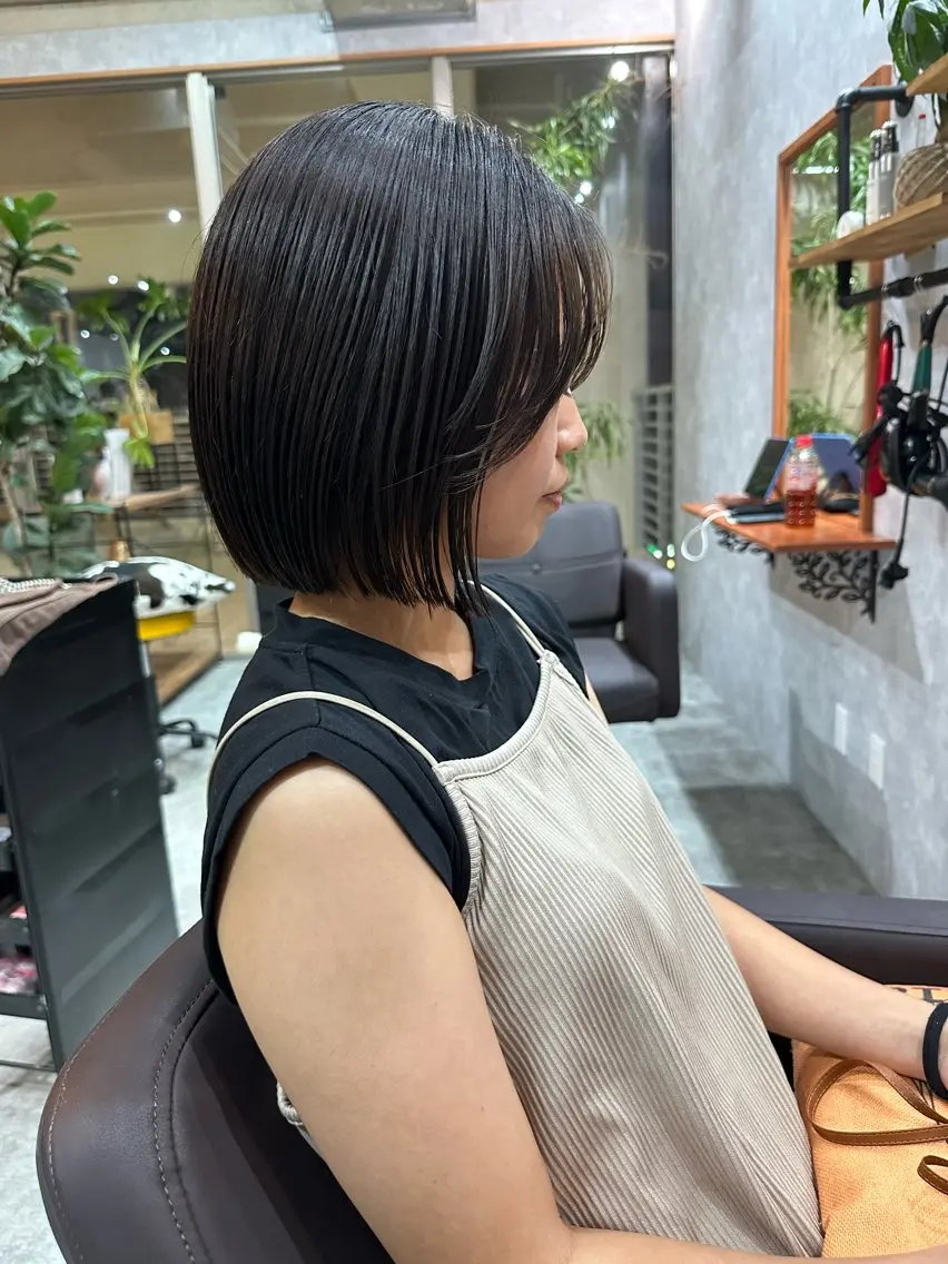 ショート 切りっぱなしボブ ショートボブ ハンサムショート 丸みショート ボブ モテ髪/ボブ/ショー ト/アダチフウトのヘアスタイル