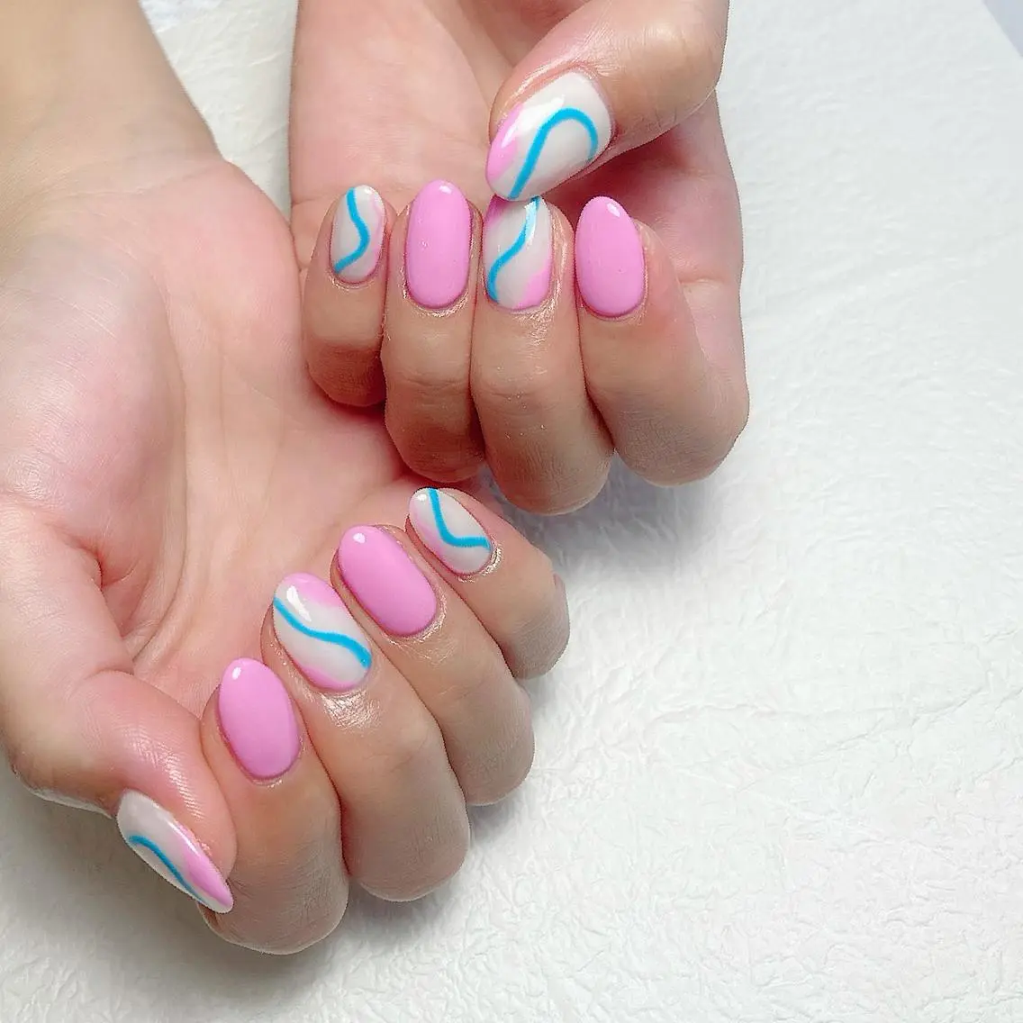 ネイル アートネイル ブルー ジェルネイル キラキラネイル ミラーネイル Y nail なんば堀江店のネイルデザイン