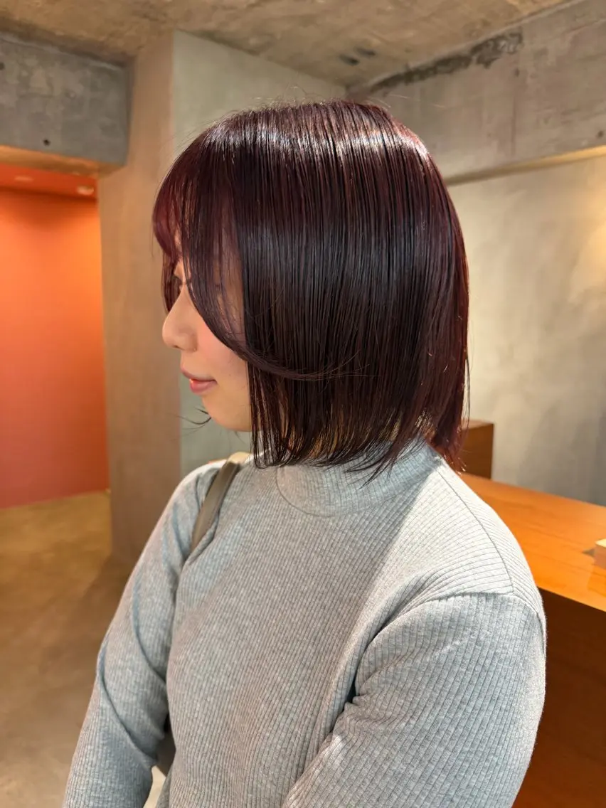 ショート カット ヘアカラー 川本 葵のヘアスタイル