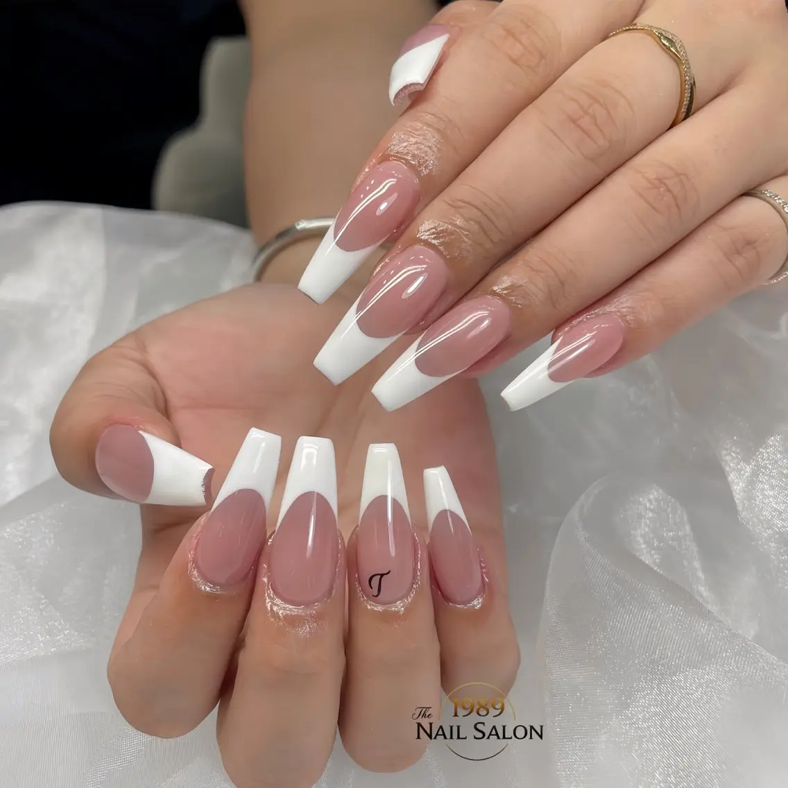 ネイル フレンチネイル The 1989 Nail Salonのネイルデザイン