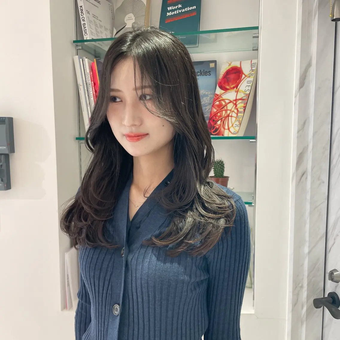 ロング カラー レイヤーカット カット ヘアカラー 似合わせヘア🤍 面田法子のヘアスタイル