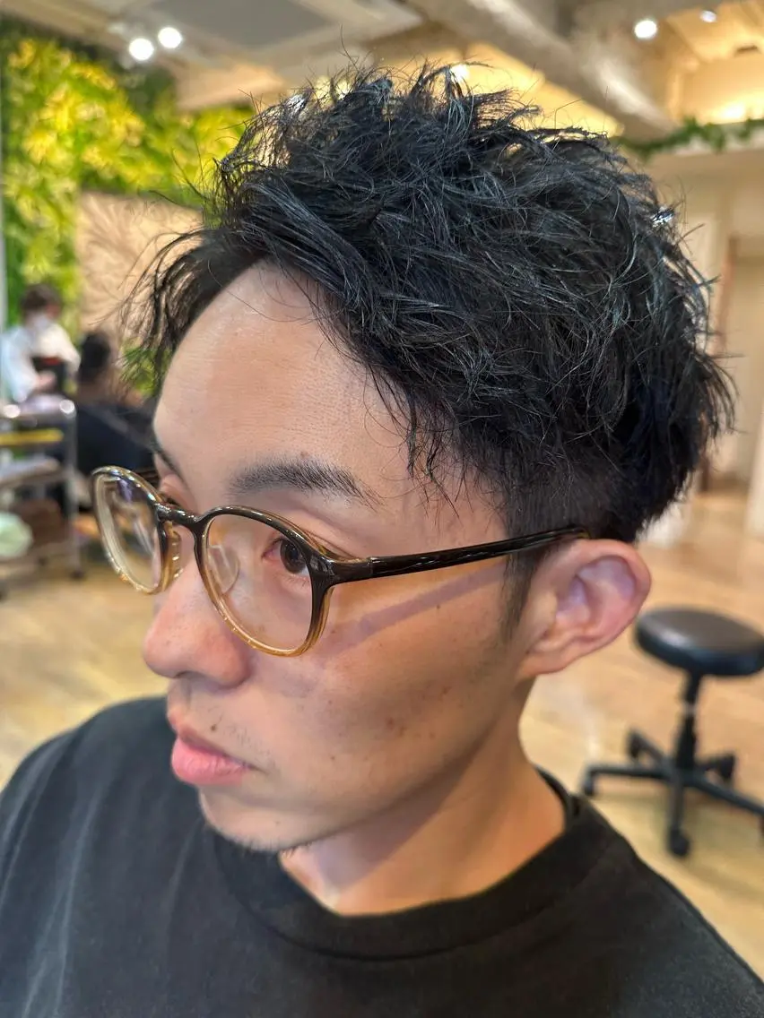 いけてるメンズはみーんなやってるパーマ🪴カット+パーマ+ヘアセット、ツイスト系は12000円になりますの写真