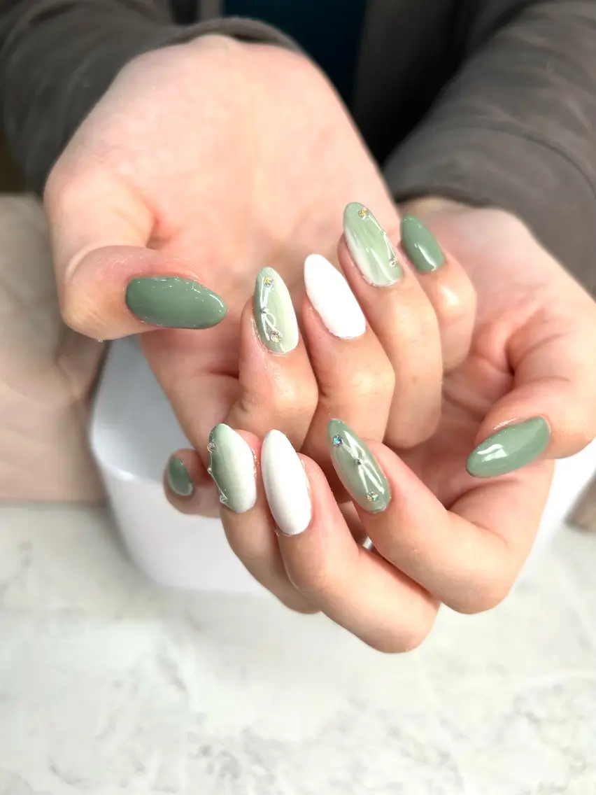 ネイル ハンドネイル kou .のネイルデザイン