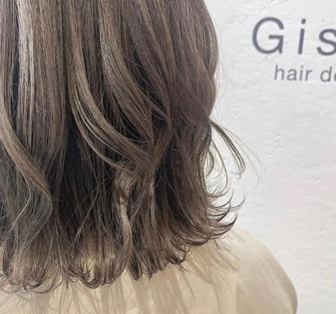 ショート カラー jill by gisel＿のヘアスタイル