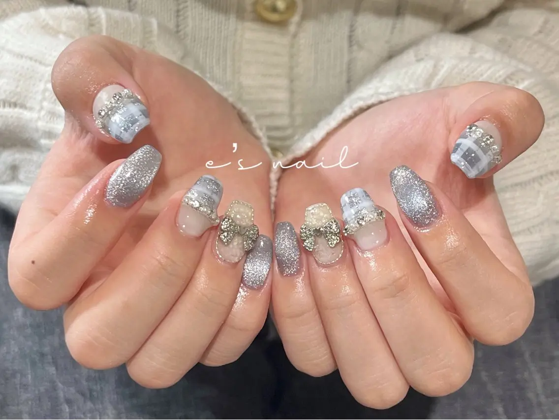 ネイル ハンドネイル ハンドケア e’s nail Lumièreのネイルデザイン